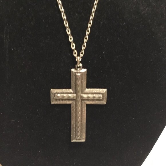 Vintage and very large pewter cross necklace marked Tinn Pewter Made In Norway - Picture 3 of 10